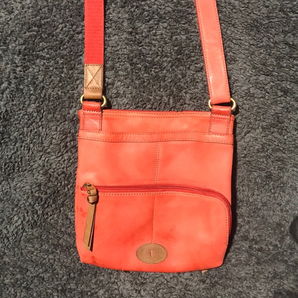 Coral/Pink Fossil handbag - Picture 2 of 7